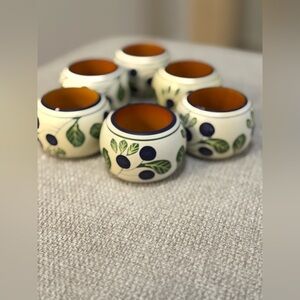 Set of 6 Wooden Blueberry & Vine Napkin Rings – Made in India